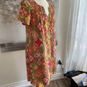 Size 10 'Cream Copenhagen' Fashionable quality dress.